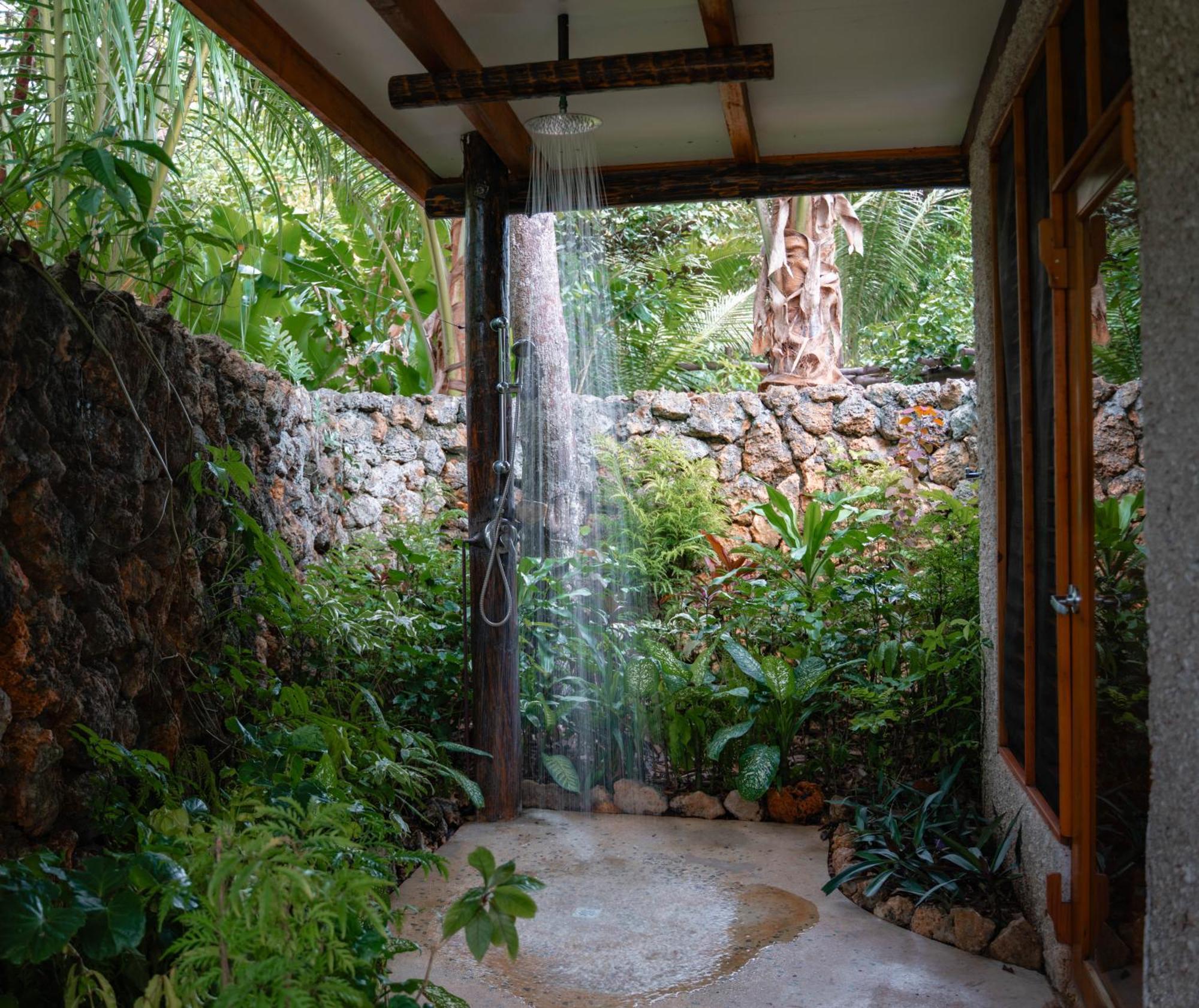 Savasi Island Resort Savusavu Exterior foto